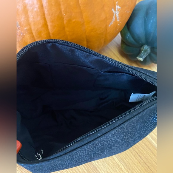 Manscaped man toiletry pouch - Picture 5 of 5